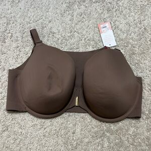 NWT Modern Cacique Collection Lightly Lines Full Coverage 38DD Back Coverage Bra